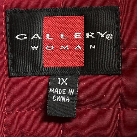 Women's Gallery Red Quilted Jacket Adjustable Sides Pockets Size 1X - Picture 6 of 8